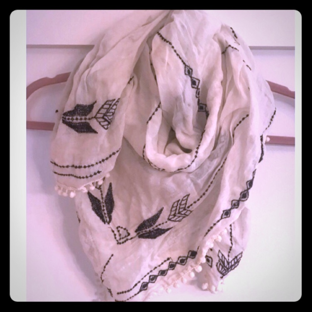 Super cute scarf